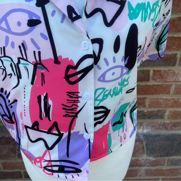 SHEIN Size L Large Cropped Short Sleeve Abstract Print Blouse Button Up Retro - Picture 7 of 9